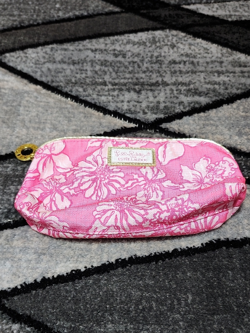 LILLY PULITZER FOR ESTEE LAUDER LIMITED EDITION COLLABORATION PINK/FLORAL BAG